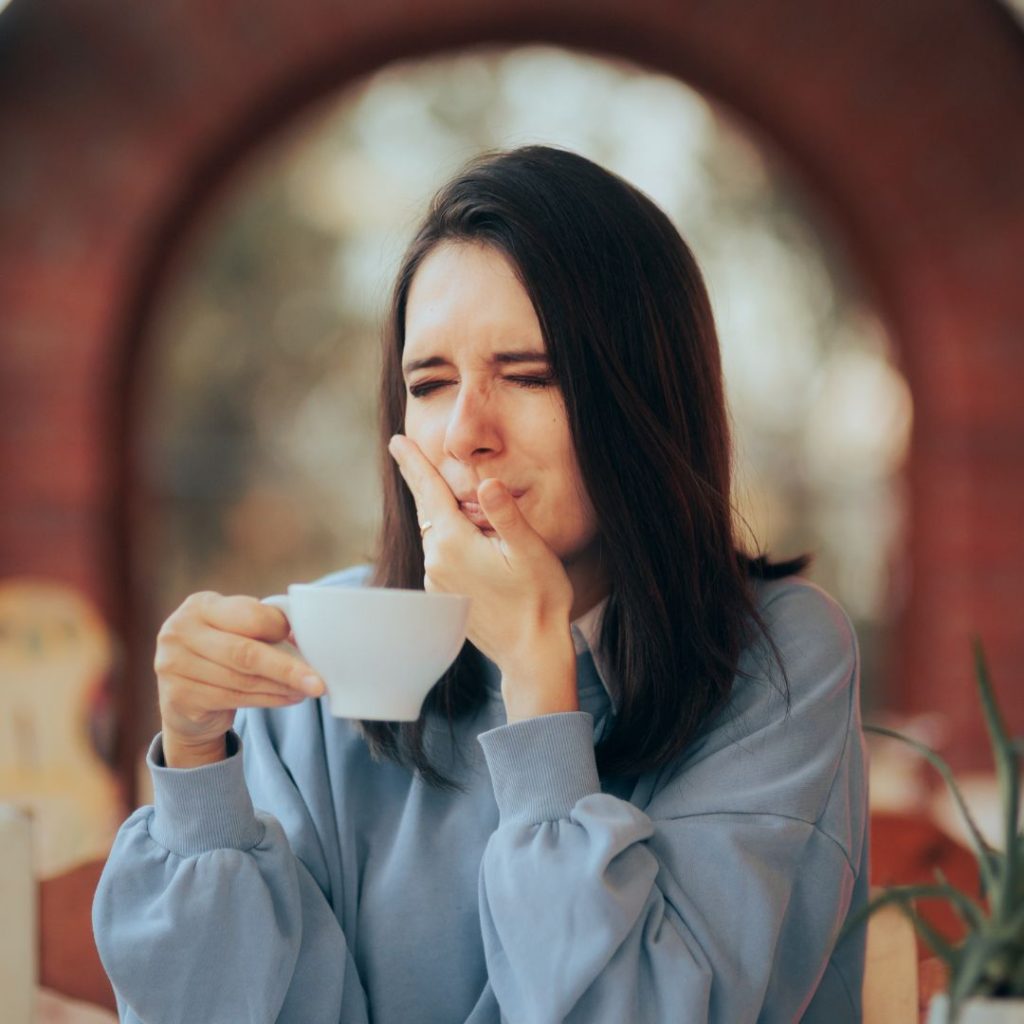Cek Faktanya _ Efek Minum Kopi dan Teh Pada Gigi